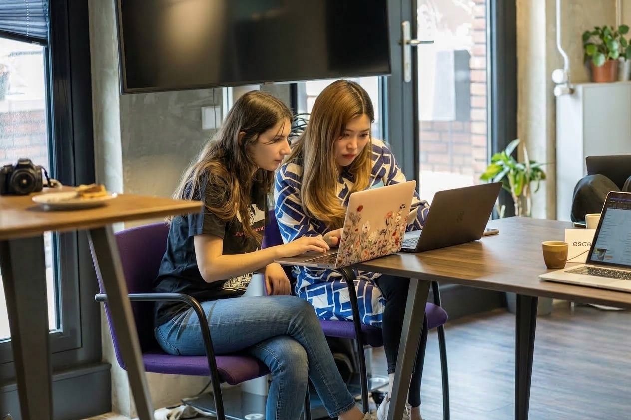 Nana Digital team working together